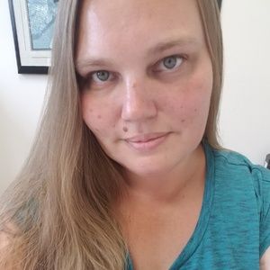 Meet your Posher, Catherine